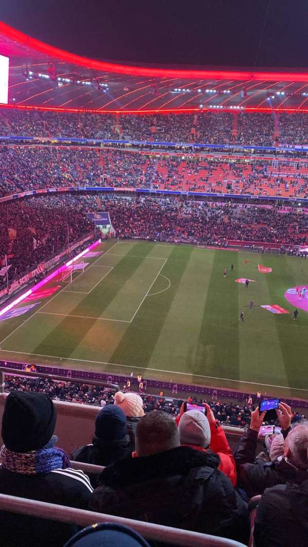 Allianz Arena, section: 324, row: 4, seat: 18