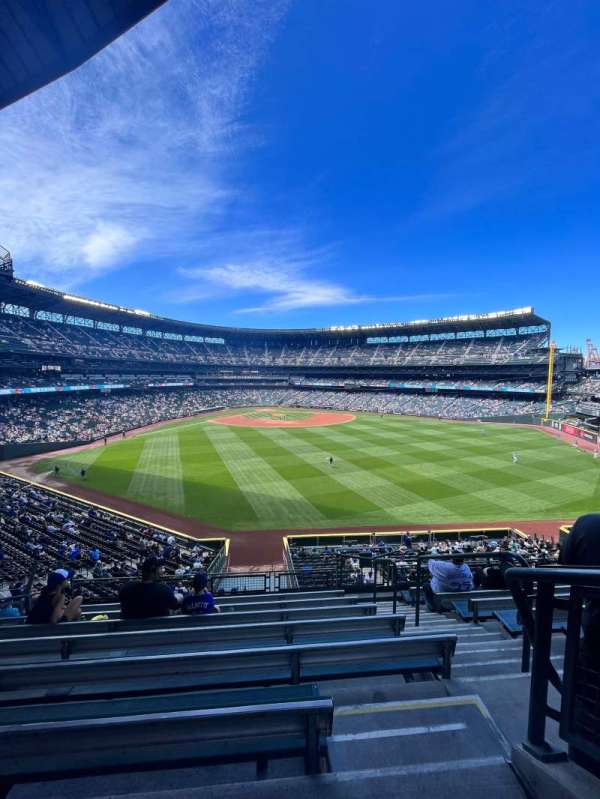T-Mobile Park, section: 195, row: 8, seat: 3