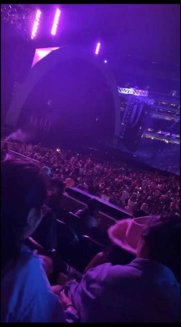 MetLife Stadium, section: 139, row: 10, seat: 23