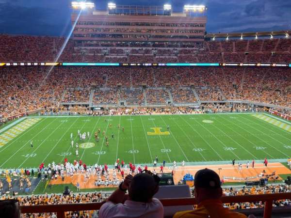 Neyland Stadium, section: DD, row: 3, seat: 28