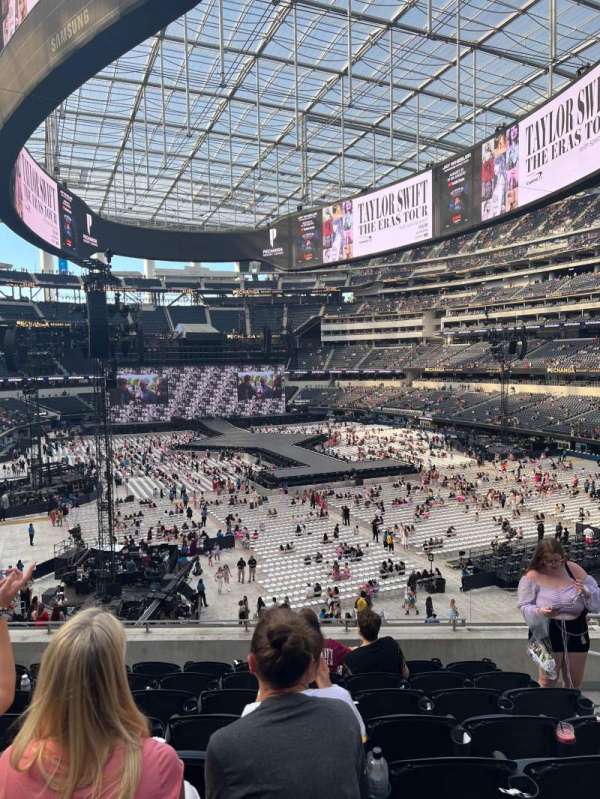 SoFi Stadium, section: 229, row: 8, seat: 3