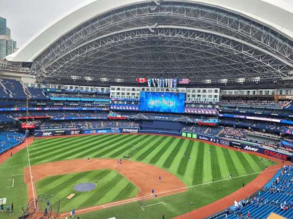 Rogers Centre, section: 521, row: 3, seat: 10