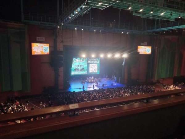 Toyota Oakdale Theatre, section: Loge 6, row: B, seat: 6