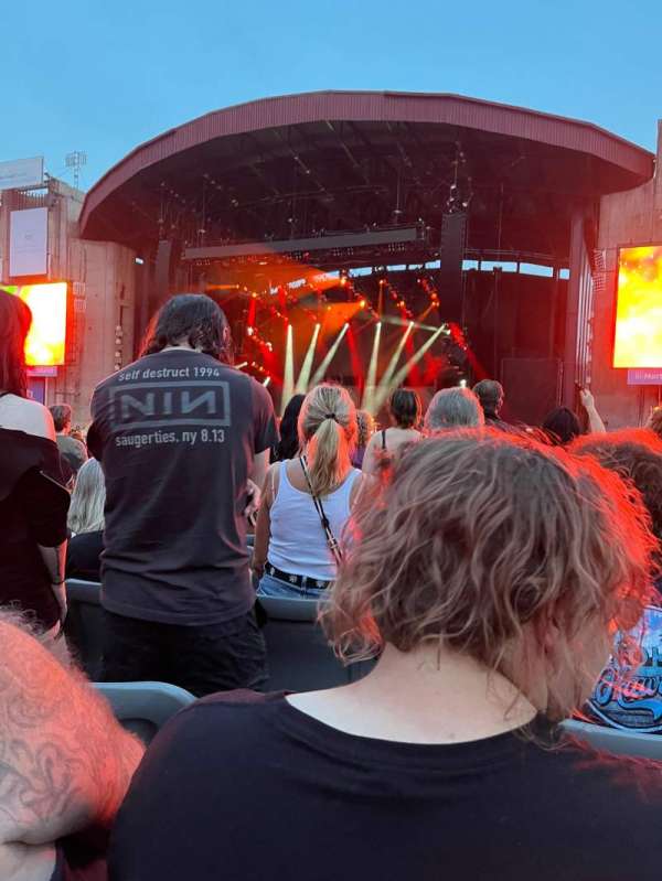 Jones Beach Theater, section: F, row: TT, seat: 22