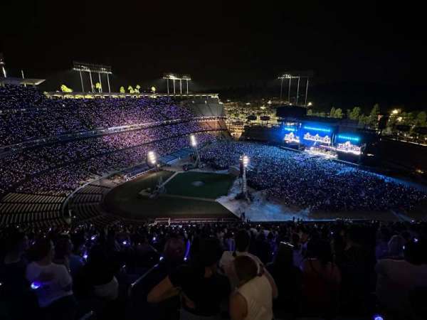 Dodger Stadium, section: 18RS, row: JJ, seat: 1