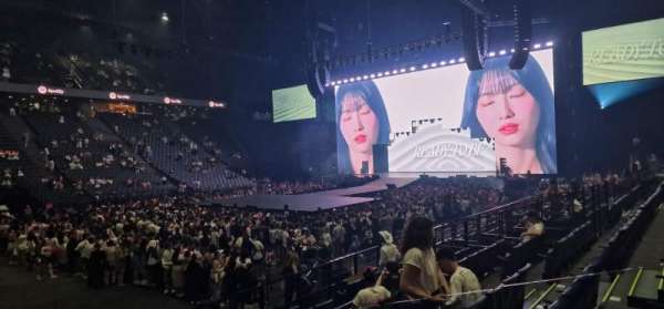 Accor Arena, section: Gradin E, row: 20, seat: 14