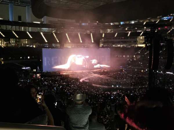 SoFi Stadium, section: 226, row: 14, seat: 14