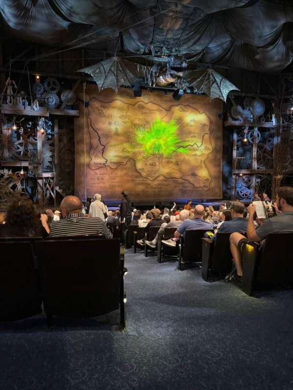 Gershwin Theatre, section: Orchestra L, row: Q, seat: 3