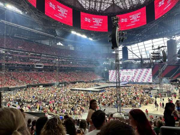 Mercedes-Benz Stadium, section: 116, row: 23, seat: 17