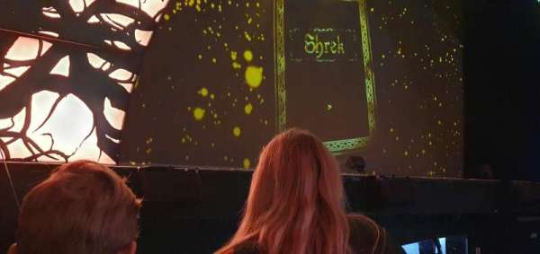 New Theatre Oxford, section: Stalls, row: B, seat: 32