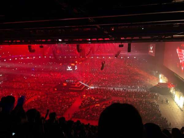 Paris La Défense Arena, section: 420, row: 63, seat: 15