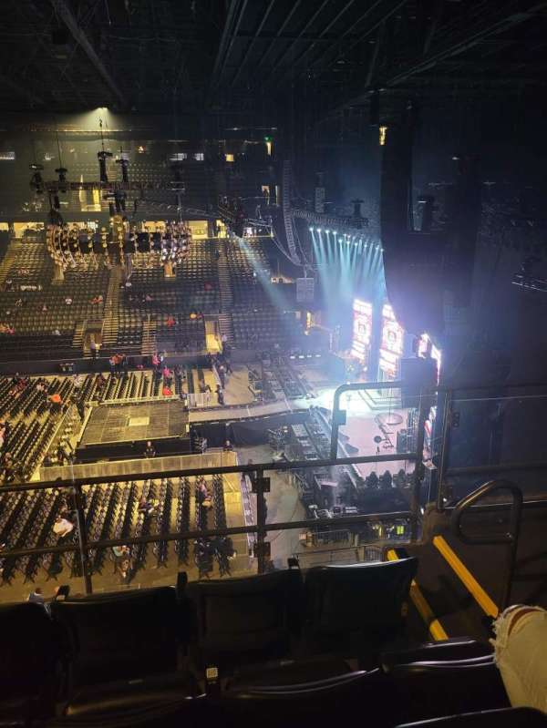 CFG Bank Arena, section: 202, row: D, seat: 8