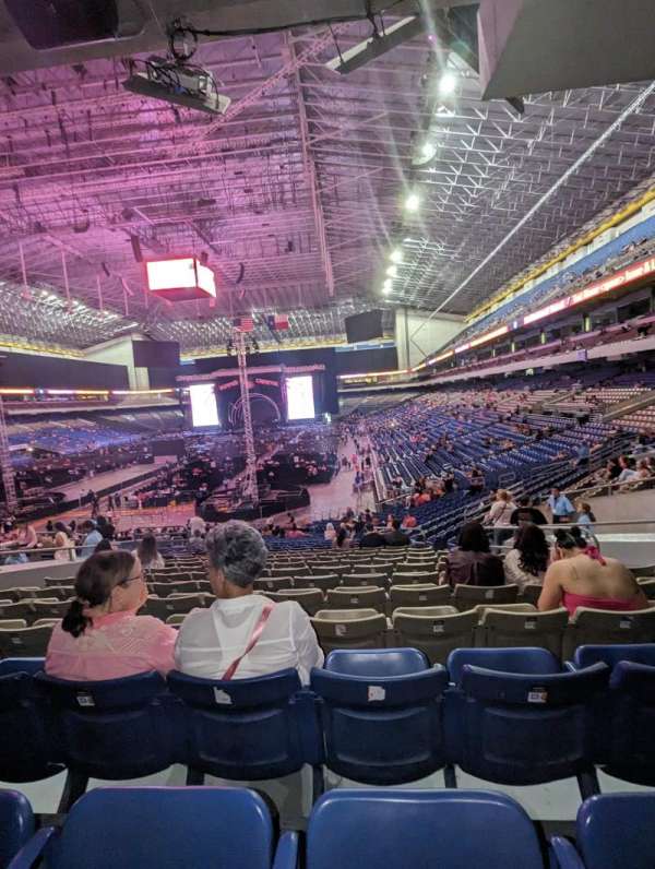 Alamodome, section: 142, row: 29, seat: 10