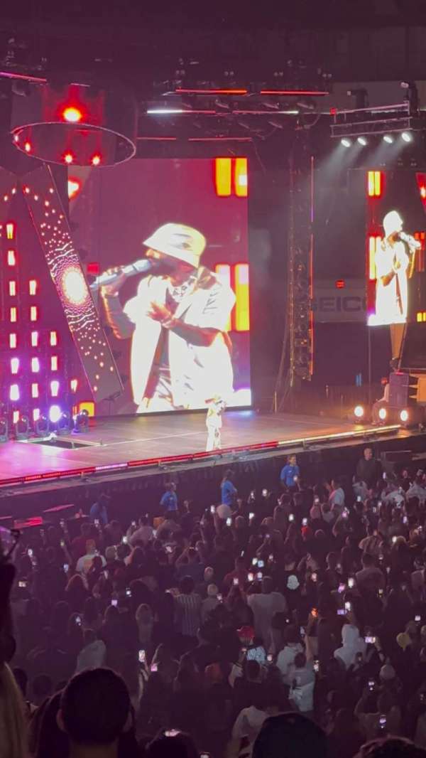 Agganis Arena, section: 113, row: M, seat: 6