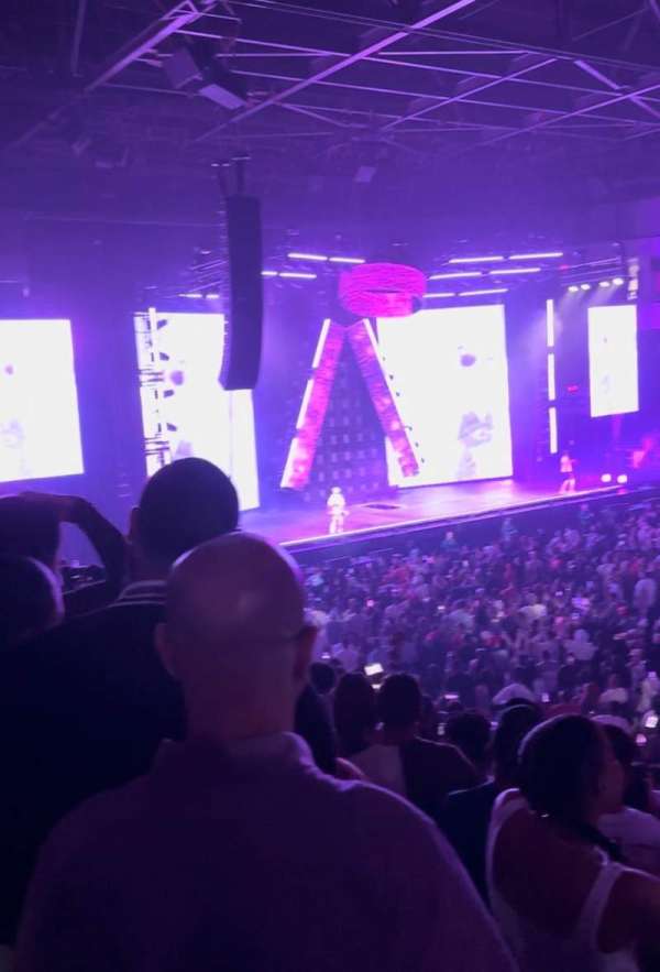 Agganis Arena, section: 113, row: M, seat: 6