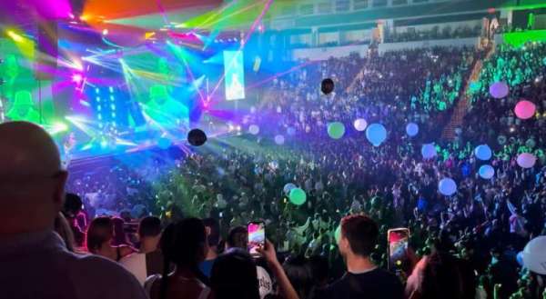 Agganis Arena, section: 113, row: M, seat: 6