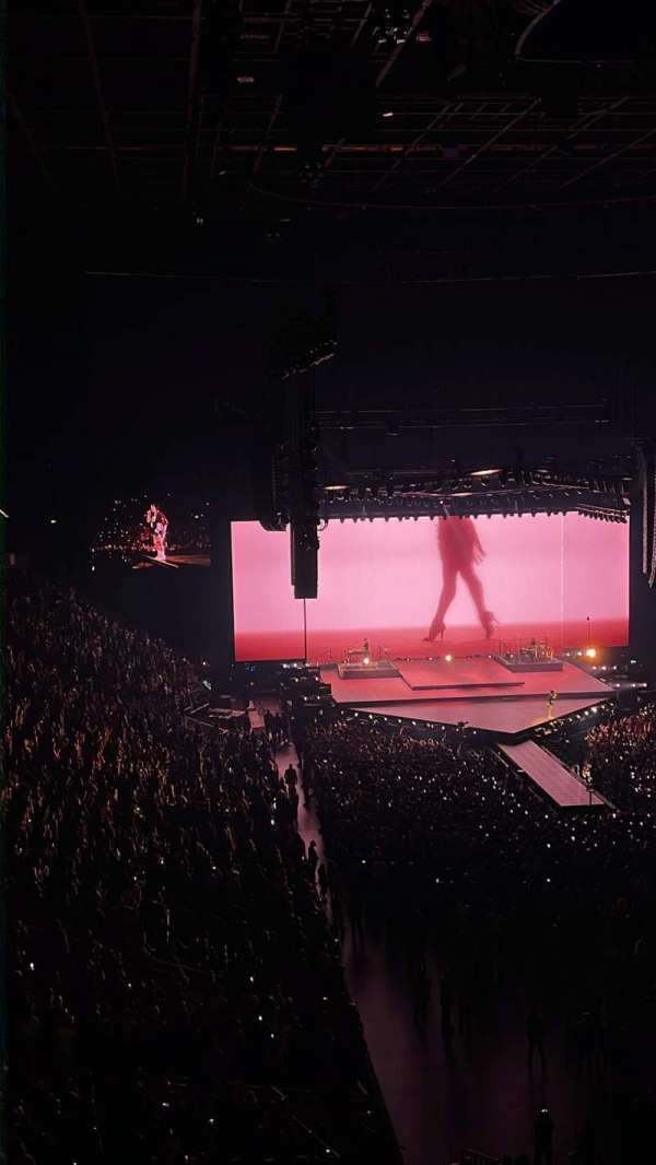 T-Mobile Arena, section: 212, row: C, seat: 24