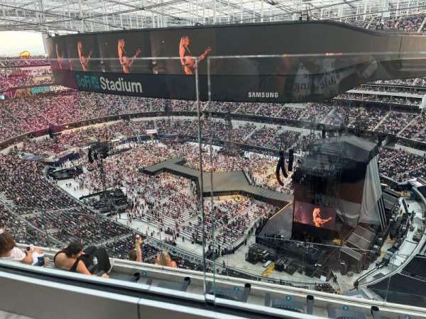 SoFi Stadium, section: 545, row: 1