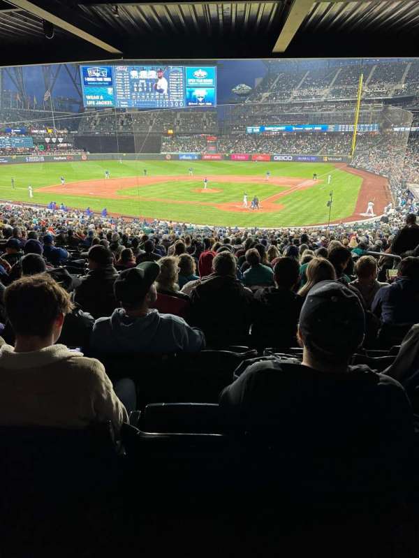 T-Mobile Park, section: 133, row: 41A, seat: 4