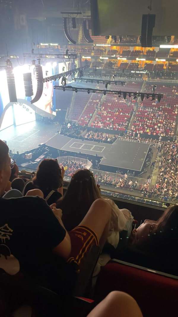 Toyota Center, section: 426, row: 5, seat: 7