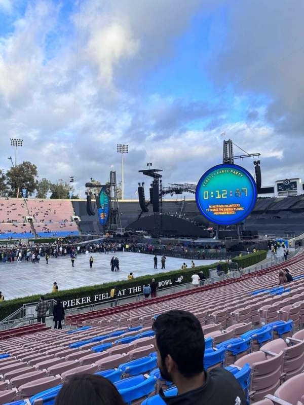 Rose Bowl, section: 18-L, row: 20, seat: 9