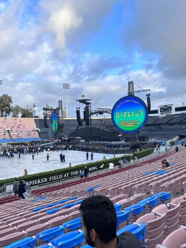 Rose Bowl, section: 18-L, row: 20, seat: 9