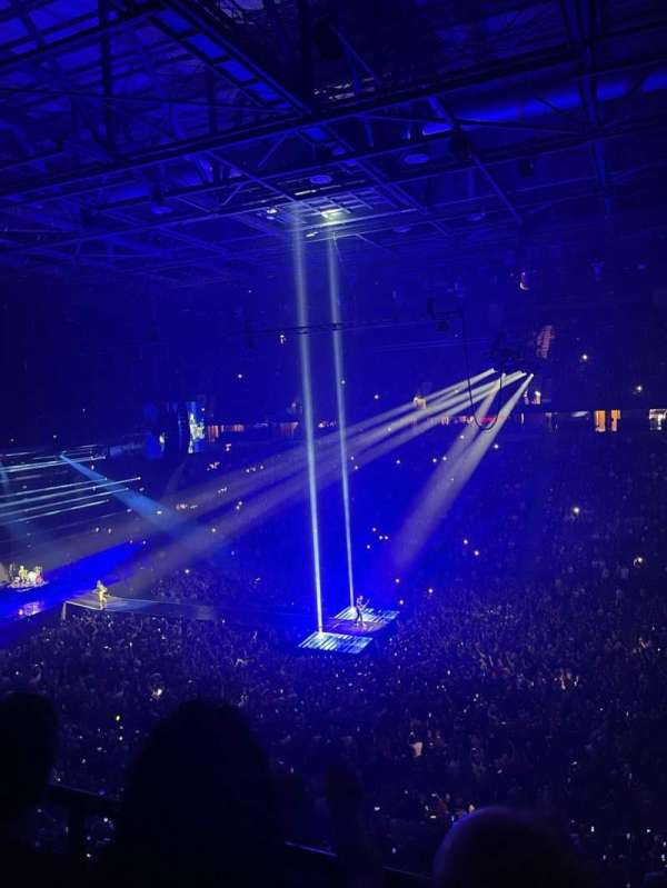 AO Arena, section: 204, row: B, seat: 18