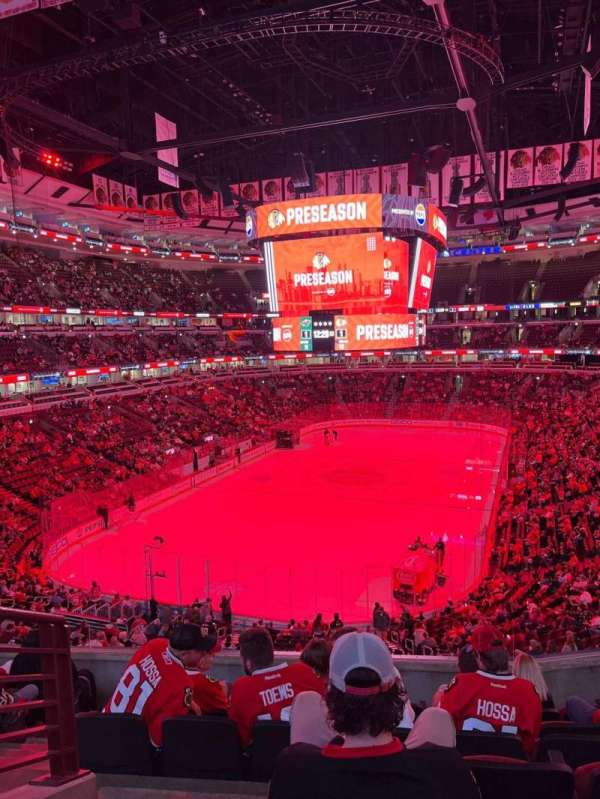 United Center, section: 224, row: 7, seat: 10
