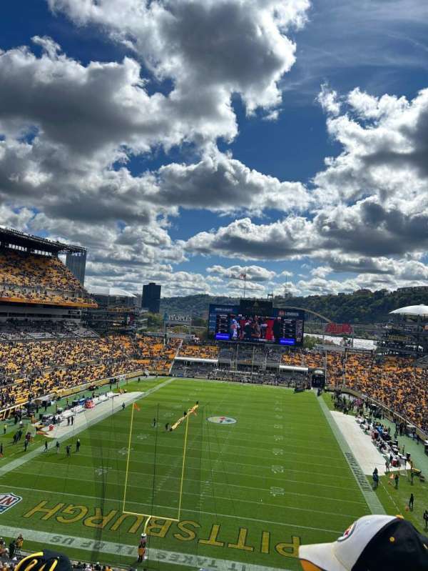 Acrisure Stadium, section: 523, row: D, seat: 3