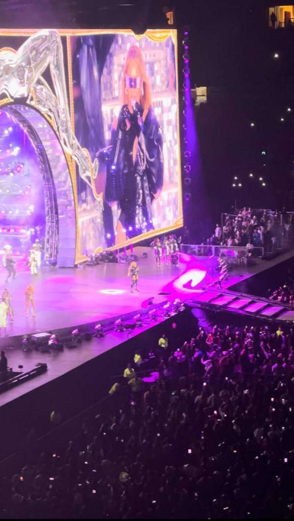 Arrowhead Stadium, section: 201, row: 7, seat: 14