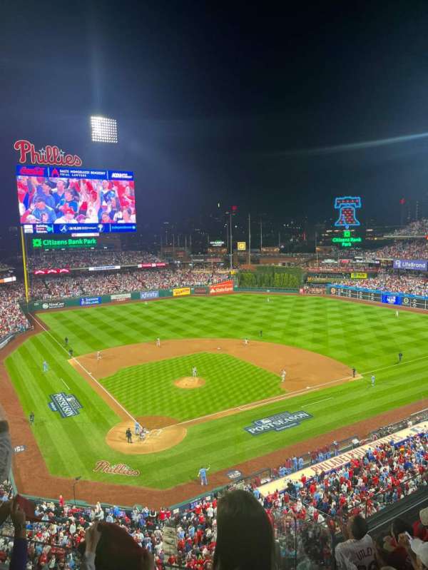 Citizens Bank Park, section: 319, row: 4, seat: 7