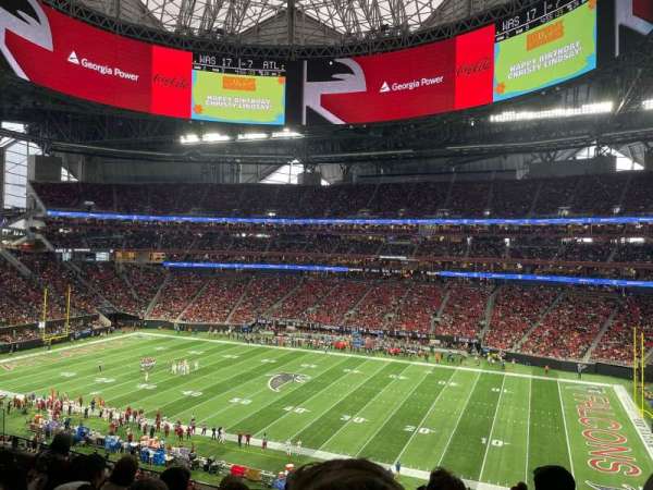 Mercedes-Benz Stadium, section: 233, row: 6, seat: 10
