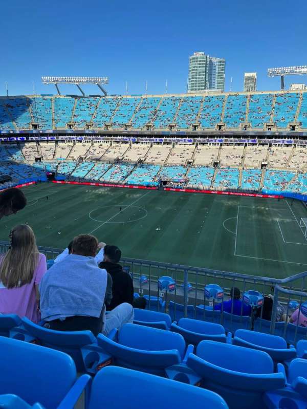 Bank of America Stadium, section: 539, row: 3, seat: 7