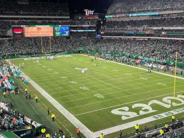 Lincoln Financial Field, section: NE Terrace 3, row: 1, seat: 17