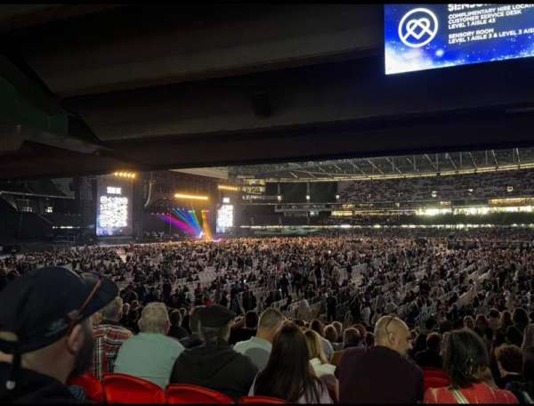 Marvel Stadium, section: L1-35, row: T, seat: 2
