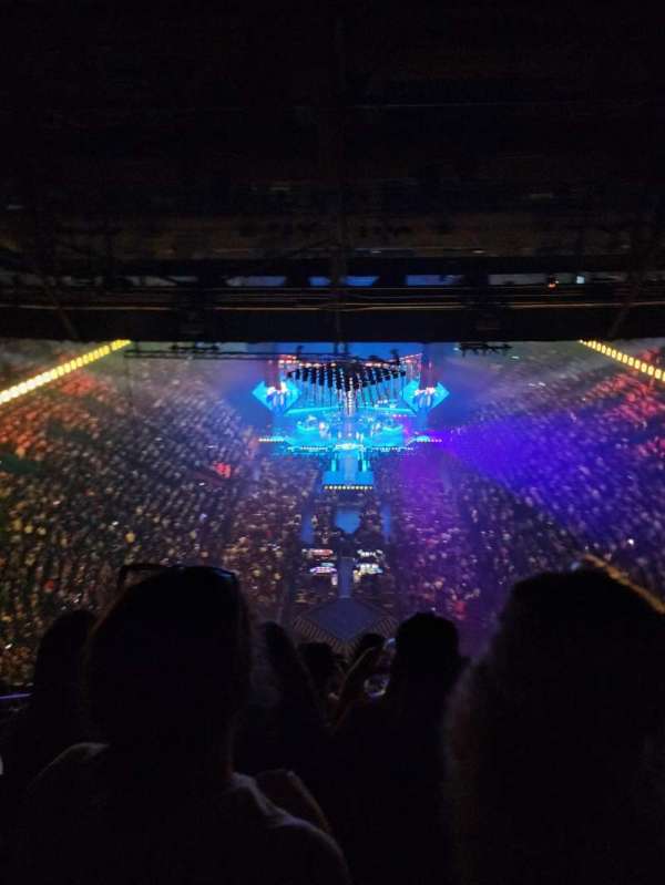 Centre Bell, section: 328, row: M, seat: 8