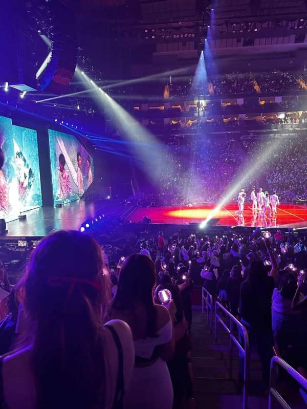 Toyota Center, section: 122, row: 12, seat: 1