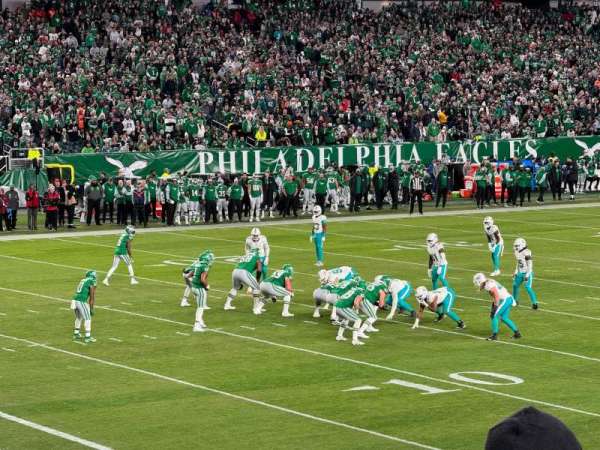 Lincoln Financial Field, section: 115, row: 21, seat: 14