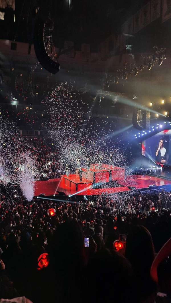 United Center, section: 101, row: 19, seat: 9