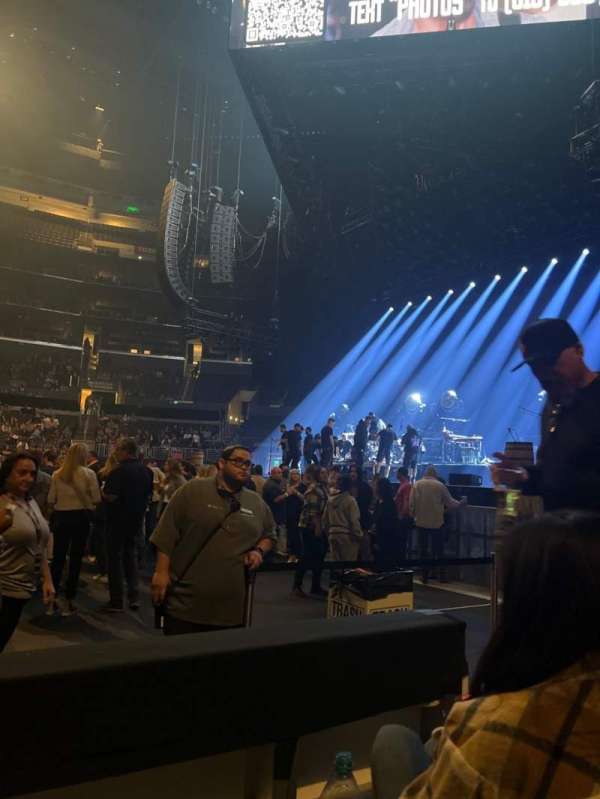 Crypto.com Arena, section: 119, row: 2, seat: 4