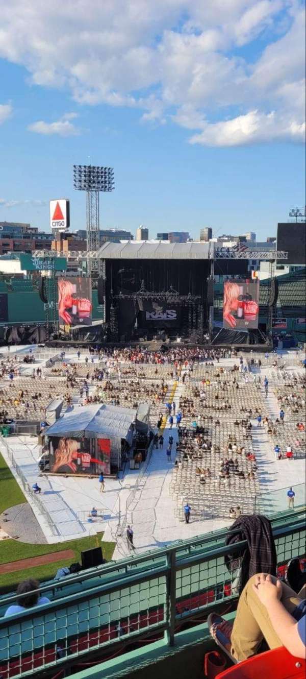 Fenway Park, section: Pavilion Box 5, row: C