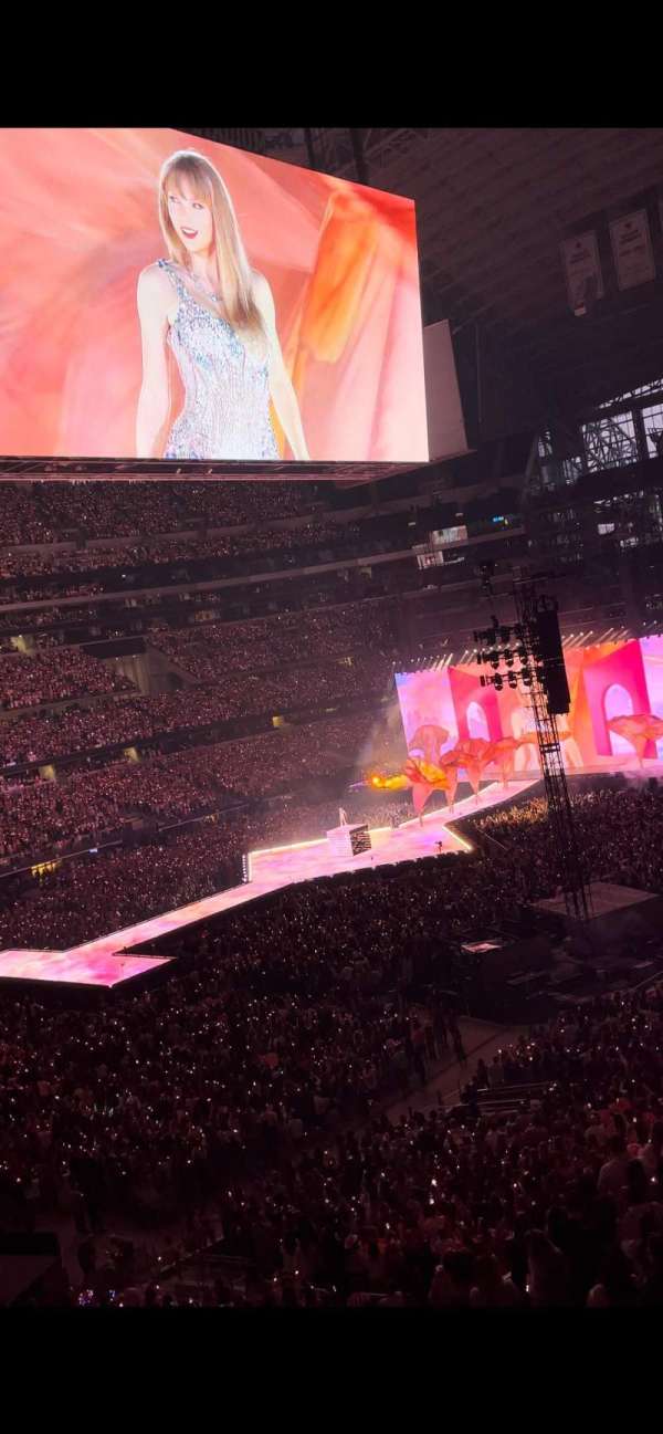 AT&T Stadium, section: 317, row: 1, seat: 4