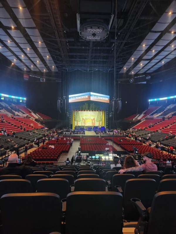 Moda Center, section: 118, row: L, seat: 5