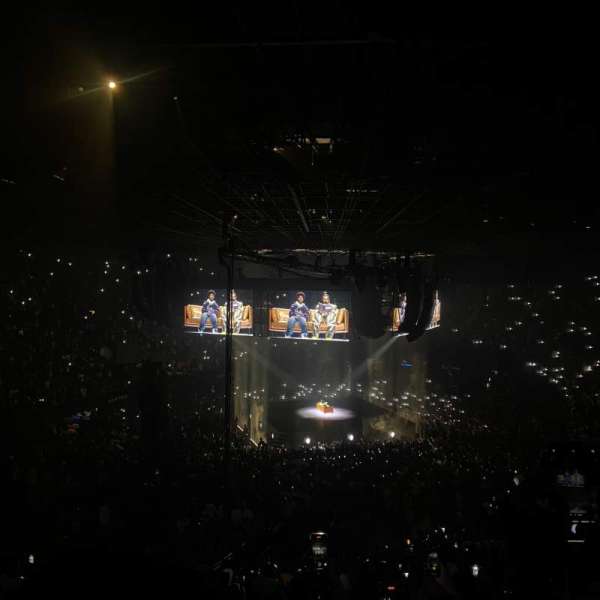 Kia Forum, section: 203, row: 8, seat: 1