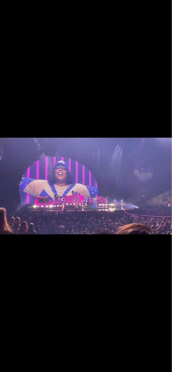 Royal Arena, section: 116, row: 11, seat: 294