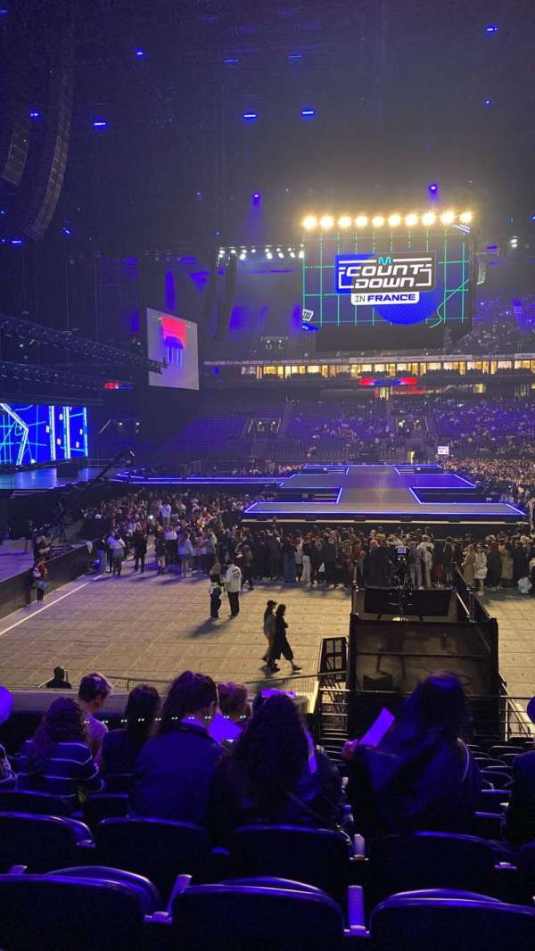 Paris La Défense Arena, section: 104, row: 19, seat: 7