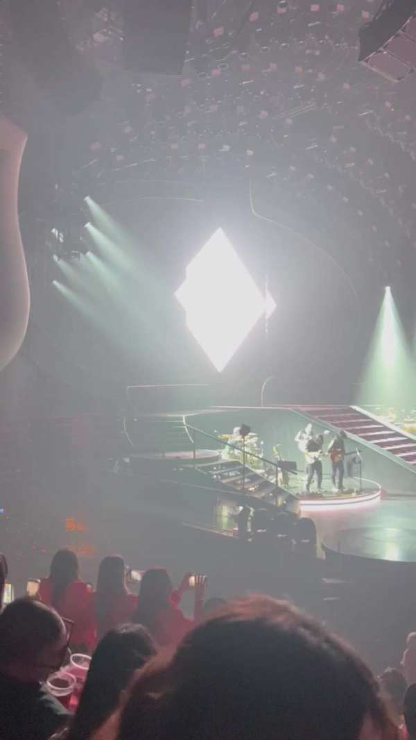 Viejas Arena, section: Q, row: 10, seat: 1