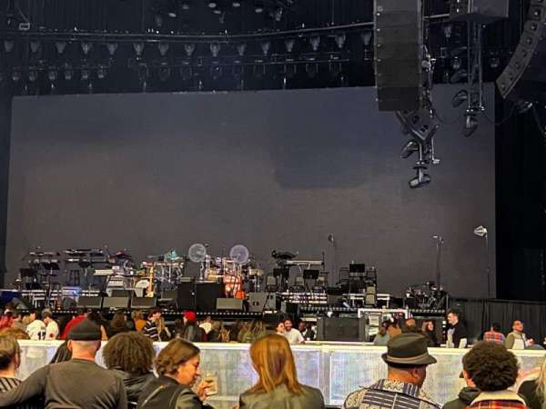 Oakland Arena, section: D, row: 1, seat: 10