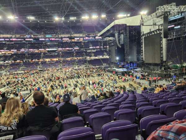 U.S. Bank Stadium, section: V2, row: 20, seat: 14