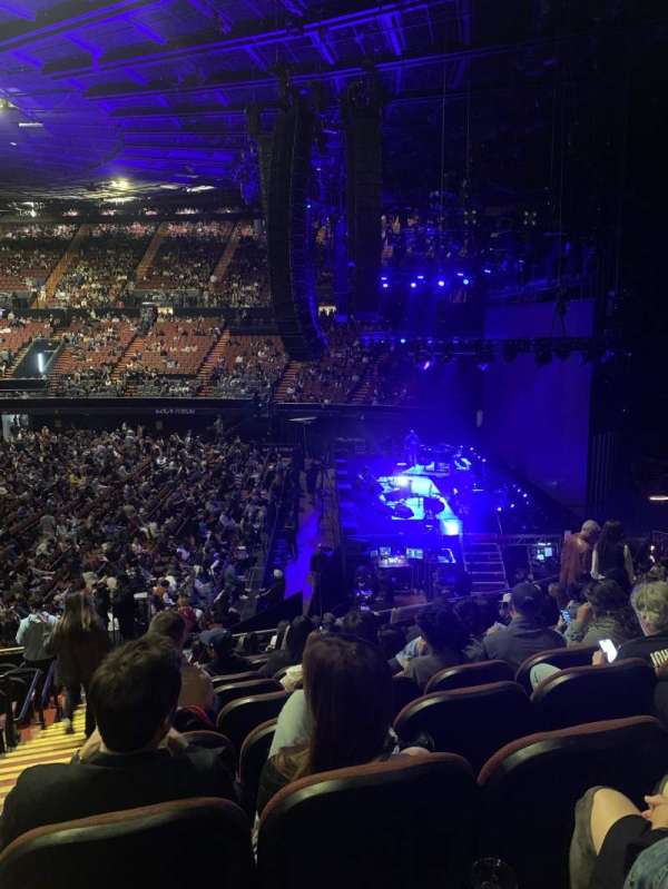 Kia Forum, section: 113, row: 14, seat: 1